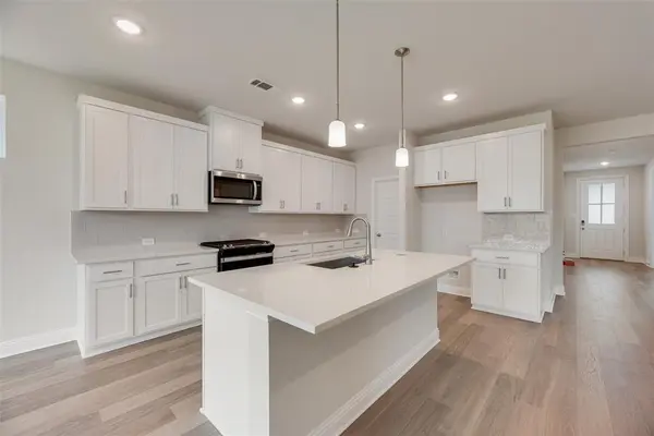 1021 Canoe Way, Crowley, TX 76036