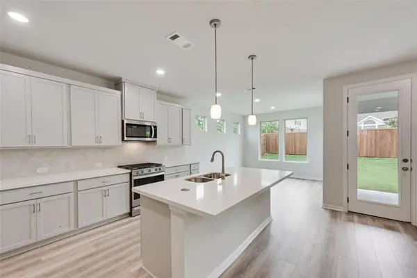 621 Marcus Lane, Crowley, TX 76036