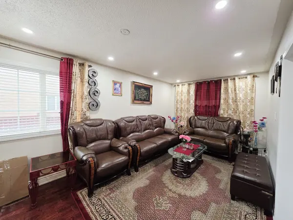 69 Mainland CRES, Vaughan, ON L6A 3G4