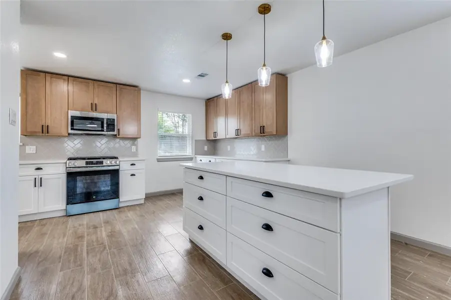 3016 David Lane, Arlington, TX 76013