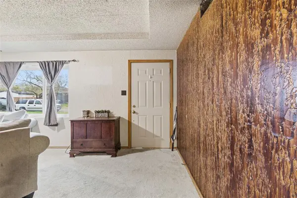 10618 Cotillion Drive, Dallas, TX 75228