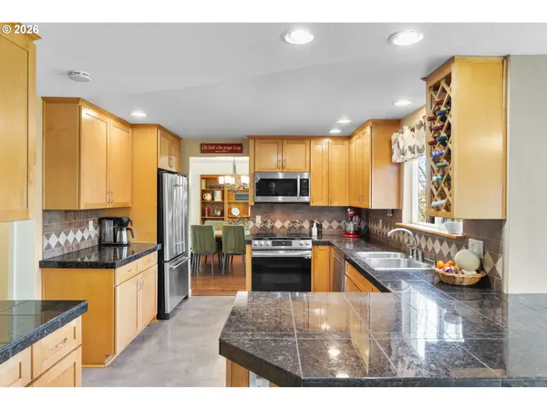 13270 PRINCETON CT, Lake Oswego, OR 97035