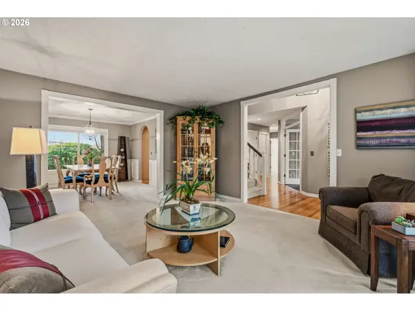 6108 SW KRUSE RIDGE DR, Portland, OR 97219