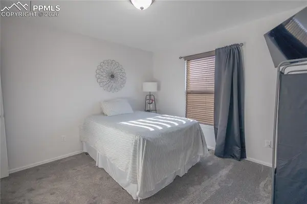 1350 N Farley DR, Pueblo, CO 81007