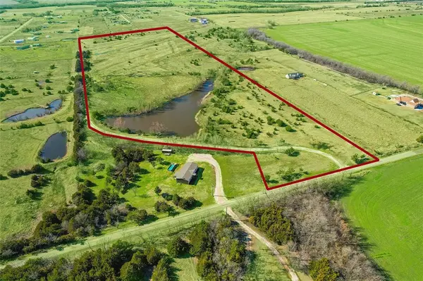 936 County Road 1121, Farmersville, TX 75442