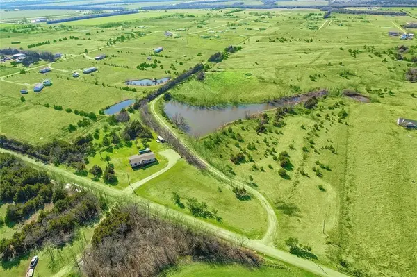 936 County Road 1121, Farmersville, TX 75442