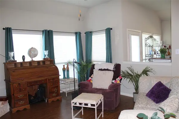 10717 Fallbrook Road, Waco, TX 76708