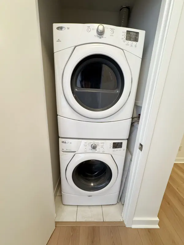 295 Adelaide ST W #1106, Toronto C01, ON M5V 0L4