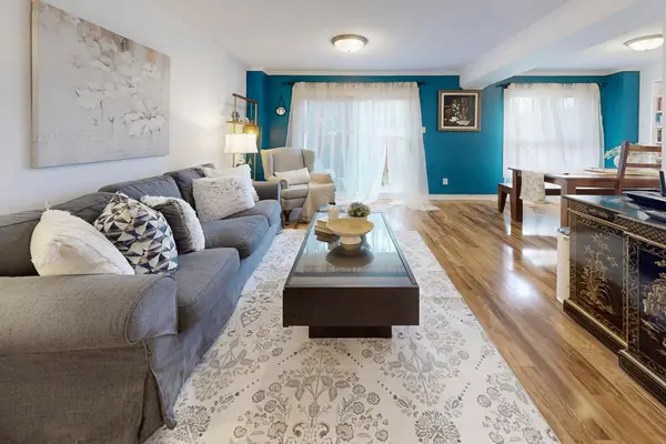 3350 Hornbeam CRES #9, Mississauga, ON L5L 3Z7