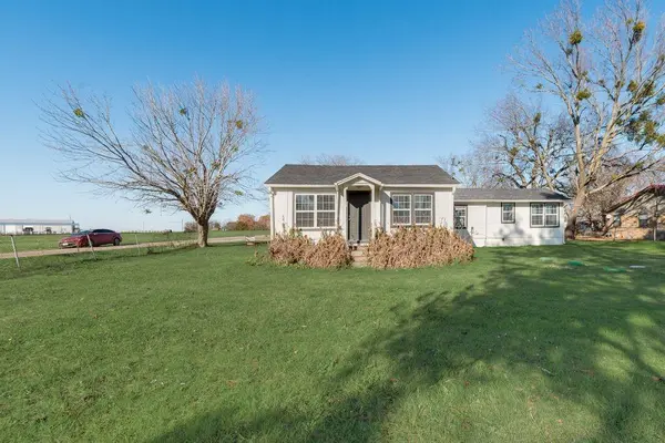 192 Diamond Ranch Road, Whitesboro, TX 76273