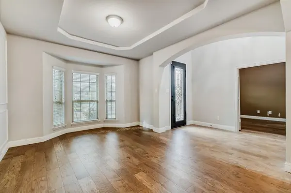 103 Garden Grove Lane, Red Oak, TX 75154