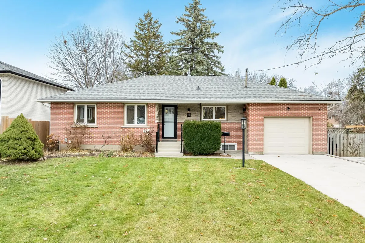 15 Davidson ST, Barrie, ON L4M 3R9