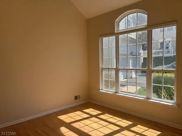 209 Winding Hill Dr, Mount Olive Twp., NJ 07840