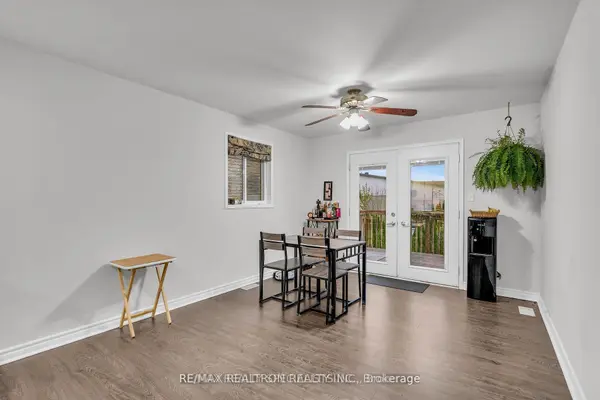 7 Margaret DR, Barrie, ON L4M 6Y7