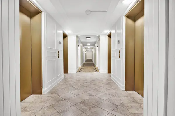 710 Humberwood BLVD #1404, Toronto W10, ON M9W 7J5