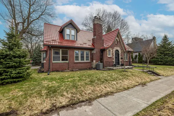 1 Woodland PL, London South, ON N6C 1H9