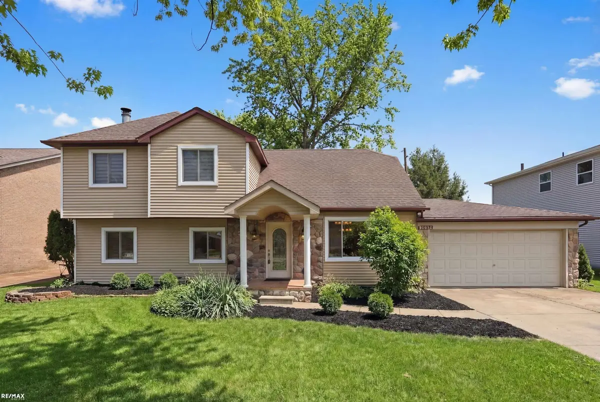 38044 Mallast ST, Harrison Twp, MI 48045