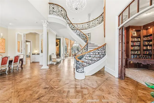 3004 W Shadow Drive, Arlington, TX 76006