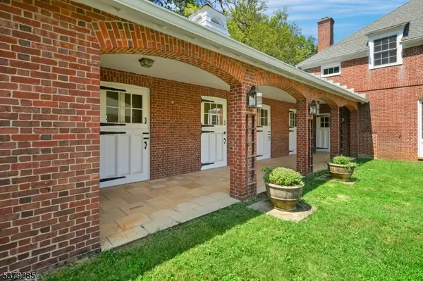 49 Liberty Corner Rd, Bernards Twp., NJ 07931