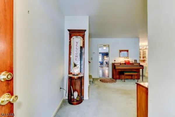 30 Perrin Dr, Wayne Twp., NJ 07470