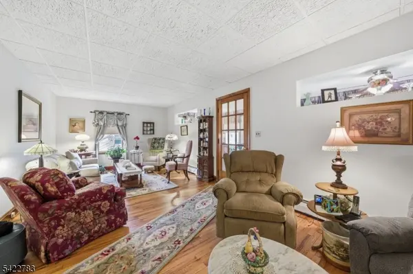 92 Mount Hope Rd, Rockaway Twp., NJ 07866