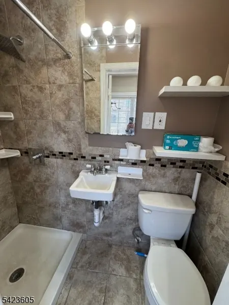 489 North 11th Street, Newark City, NJ 07107