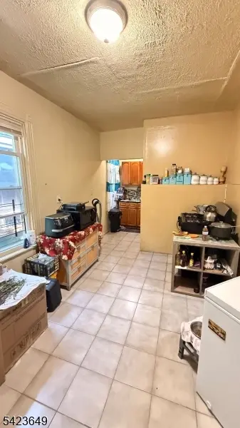 131 S 8Th St, Newark City, NJ 07107