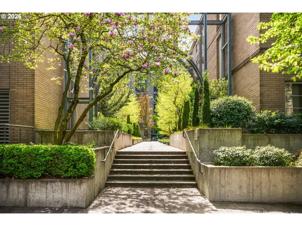 1130 NW 12TH AVE #502, Portland, OR 97209