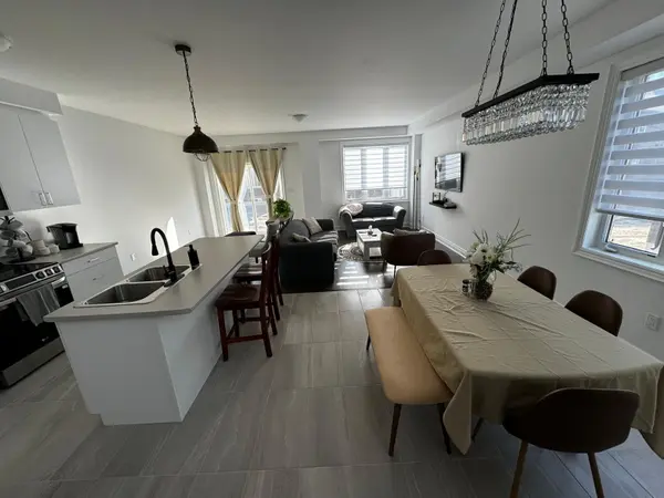 40 Autumn DR #MAIN UNIT, Wasaga Beach, ON L0M 1S0