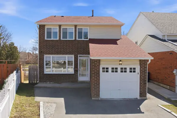 44 Rushmore CRES, Brampton, ON L6Z 1R2