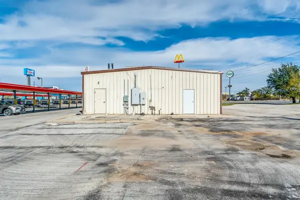 1481 E Main Street, Eastland, TX 76448