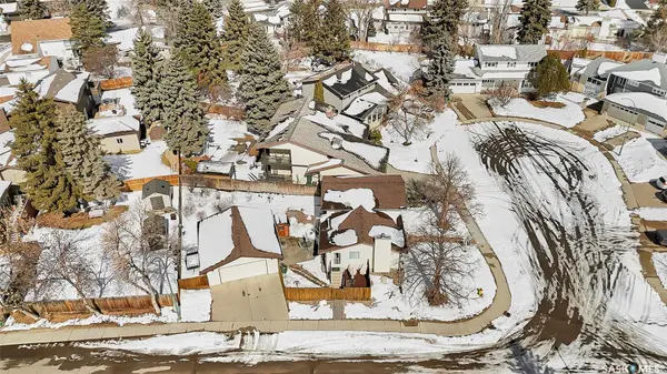 703 Candle COURT, Saskatoon, SK S7K 4Z9
