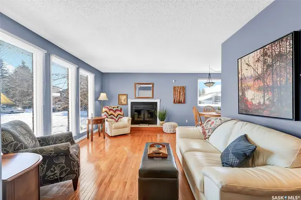 703 Candle COURT, Saskatoon, SK S7K 4Z9