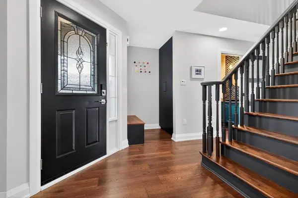 4006 Jarvis CRES, Burlington, ON L7M 4K1