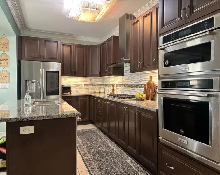 118 Bridlewood BLVD, Whitby, ON L1R 0N2