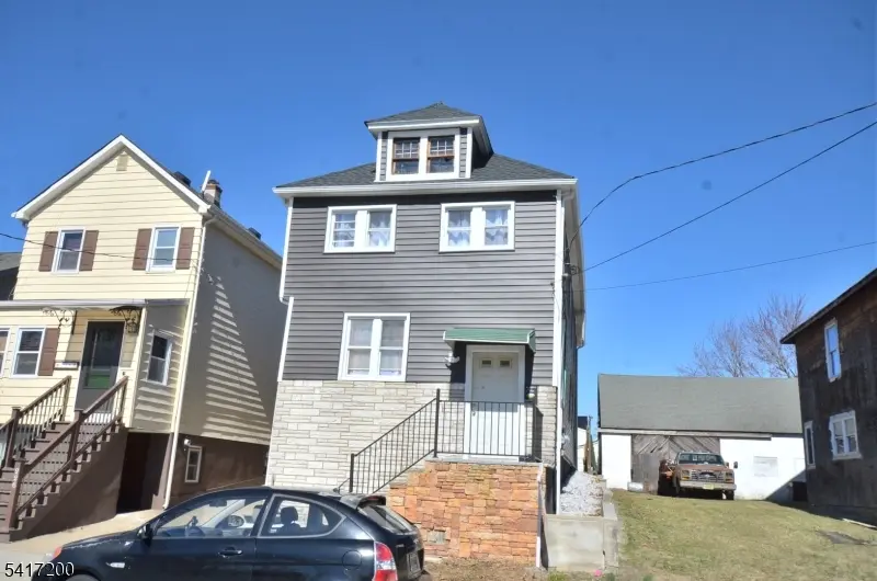 224 Gordon St, South Amboy City, NJ 08879