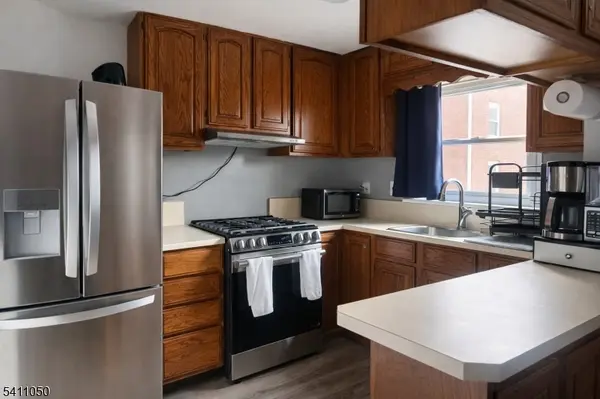 296 Esplanade  Unit 27 #27,  Hackensack City,  NJ 07601