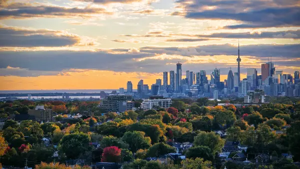 5 Massey SQ #2103, Toronto E03, ON M4C 5L6