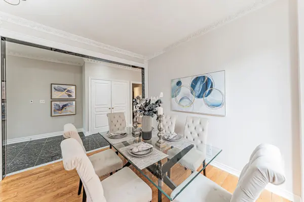 33 Kingshill RD, Richmond Hill, ON L4E 4B1