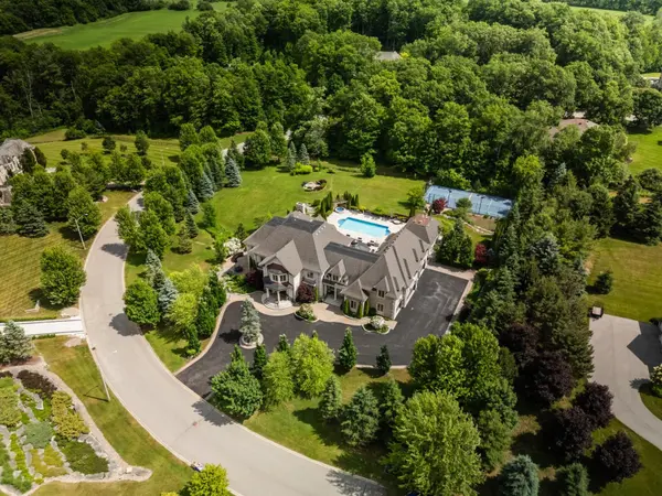 86 Eden Vale DR, King, ON L7B 1L8