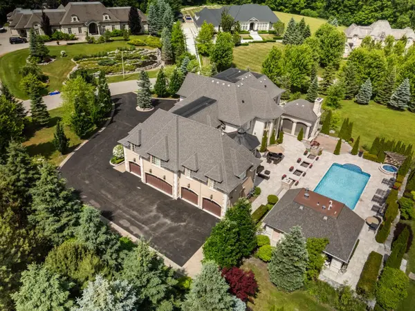 86 Eden Vale DR, King, ON L7B 1L8