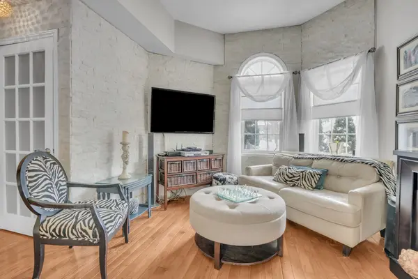 28 Hewitt PL, Barrie, ON L4M 7B3