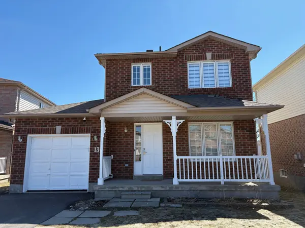 13 Golds CRES, Barrie, ON L4N 8R5