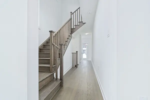 43 Henshaw DR, Erin, ON N0B 1T0