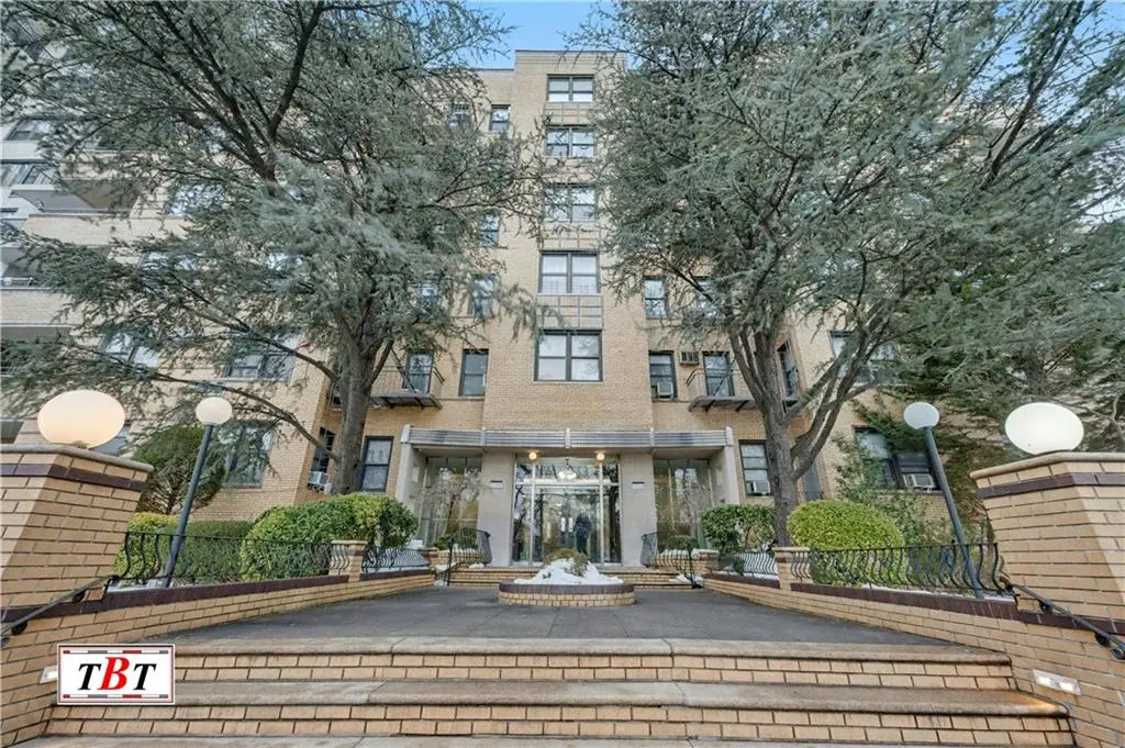 1350 Ocean Pkwy #3F, Brooklyn, NY 11230