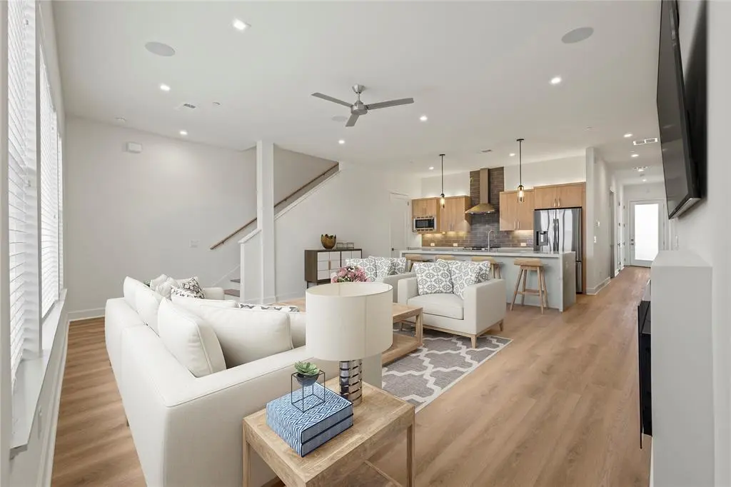 1901 S Harwood Street #308, Dallas, TX 75215