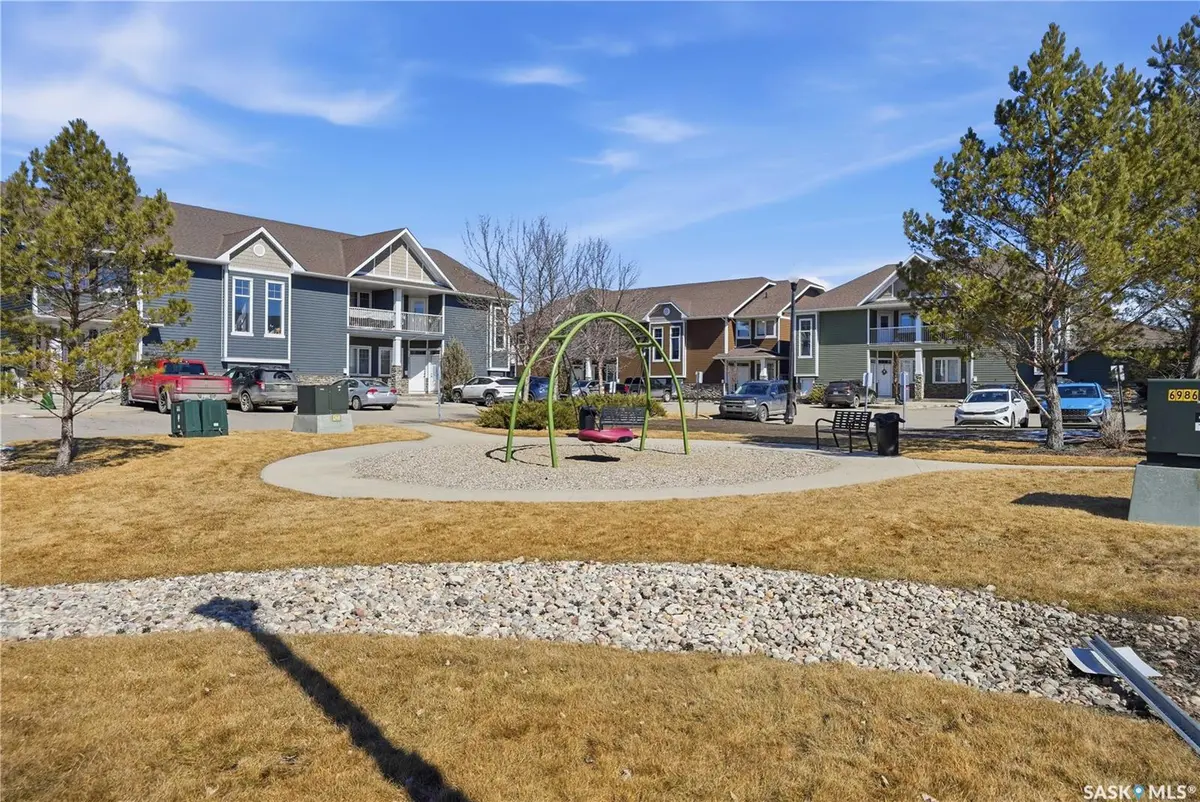 3237 GREEN BANK ROAD, Regina, SK S4V 1P4