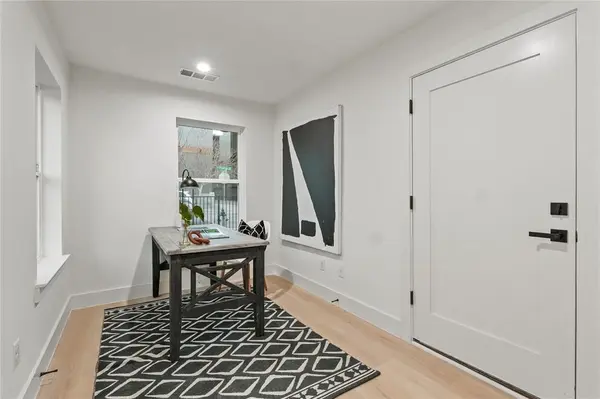 2101 N Prairie Avenue #207, Dallas, TX 75204