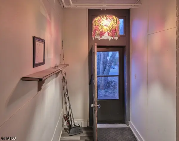 13 Bridge St, Stockton Boro, NJ 08559