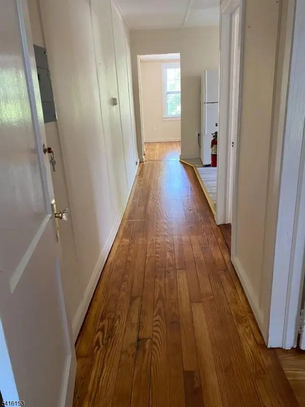 13 Bridge St, Stockton Boro, NJ 08559